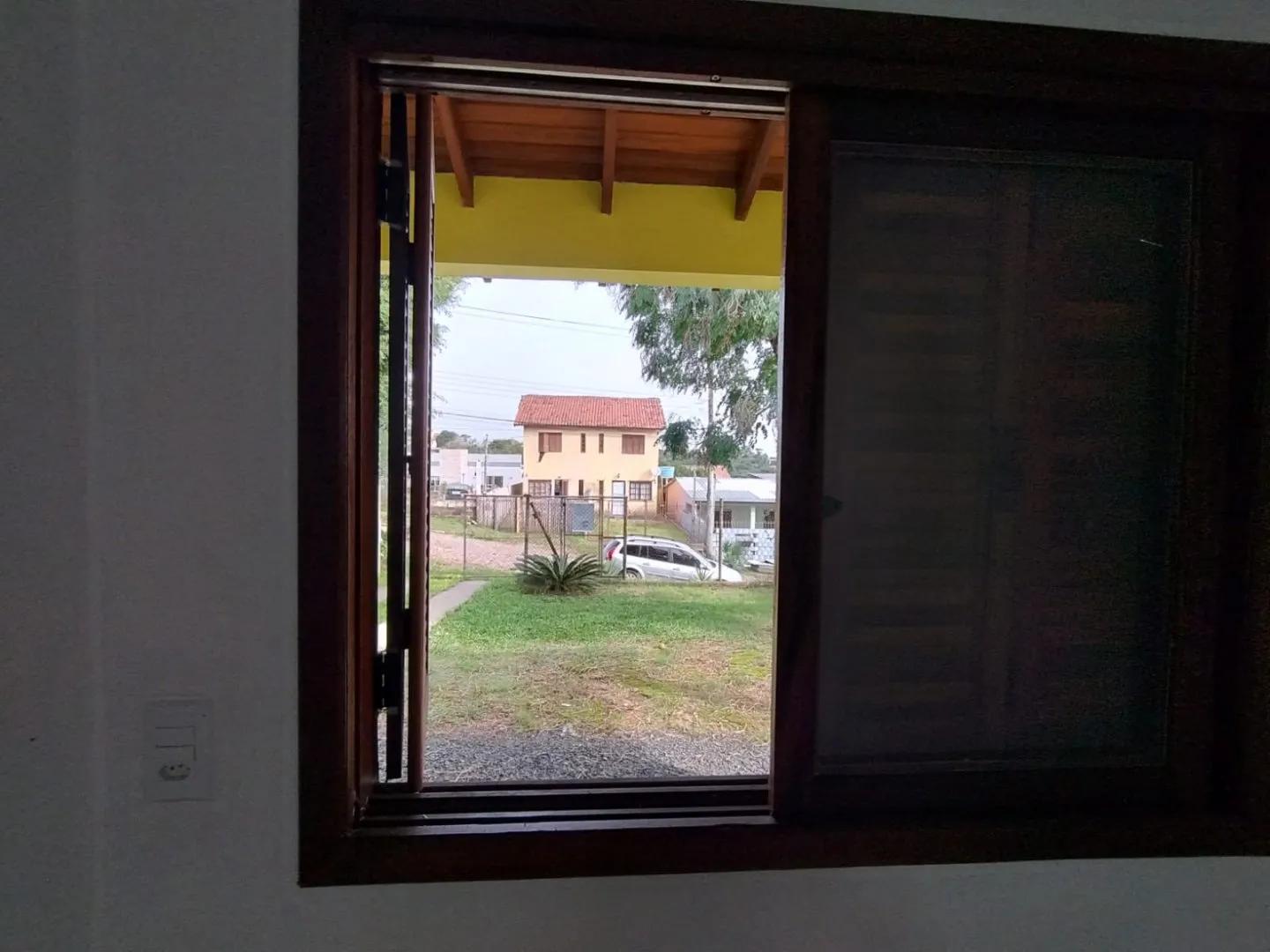 Imagem Casa à venda em Mendanha, Viamão: confira essa oportunidade!