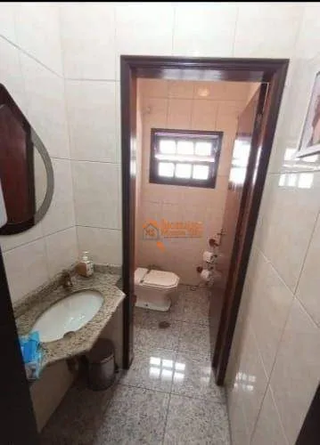 Imagem Sobrado com 3 dormitórios à venda, 284 m² por R$ 1.150.000,00 - Vila Augusta - Guarulhos/SP