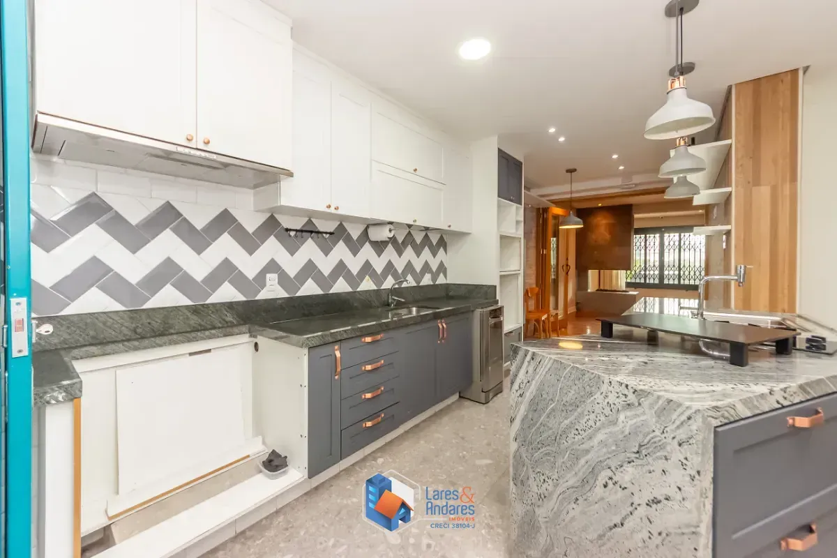 Imagem Casa para venda em Vila Clementino com 3 quartos, sendo 1 suíte, 297m²