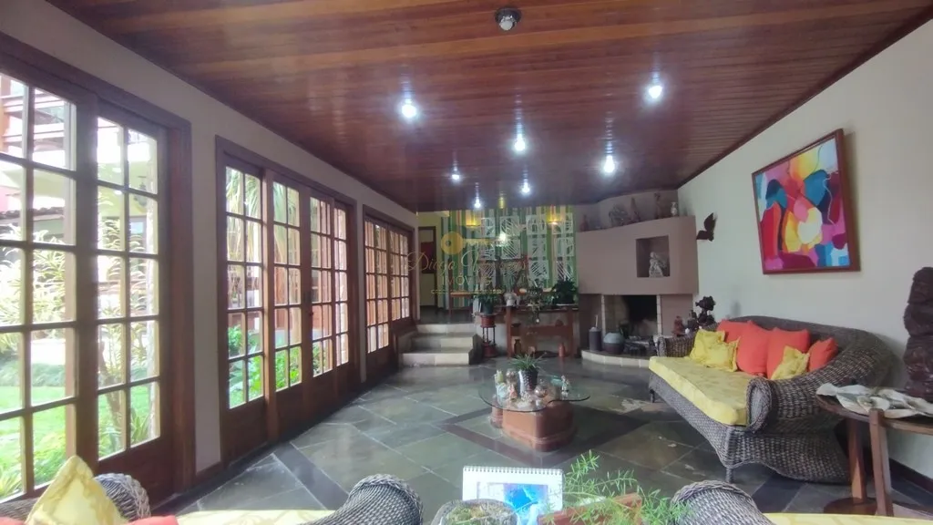 Imagem Casa em Condomínio para Venda em Teresópolis / RJ no bairro Vale Feliz