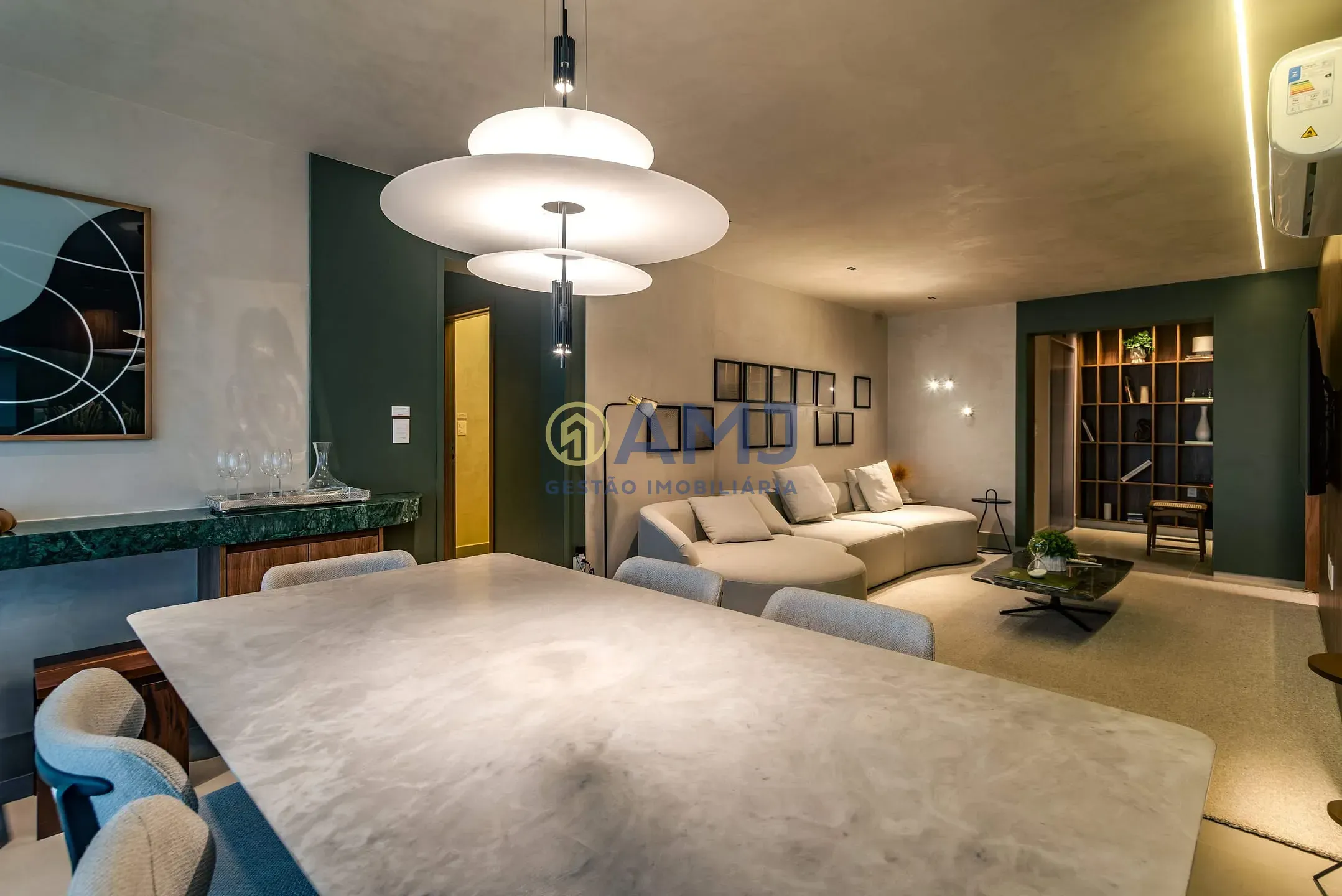 Imagem Apartamento à venda 03 Suítes no Setor Bueno - Platz 36