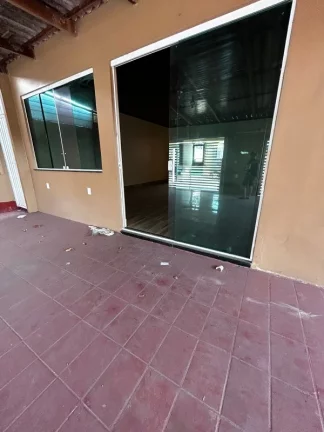 Imagem Excelente casa no Manoa , pronta para ser financiada, casa com cômodos espaçosos, sendo 4 dormitórios sendo duas suítes e demais dependências
