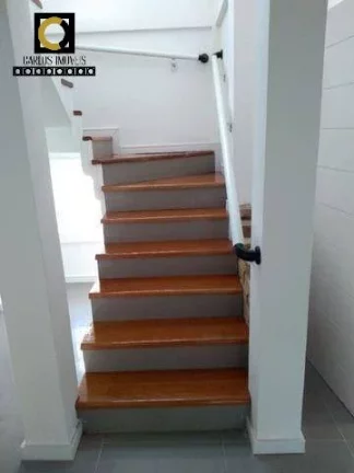 Imagem Casa com 4 quartos, 260 m², à venda por R$ 1.5990,00