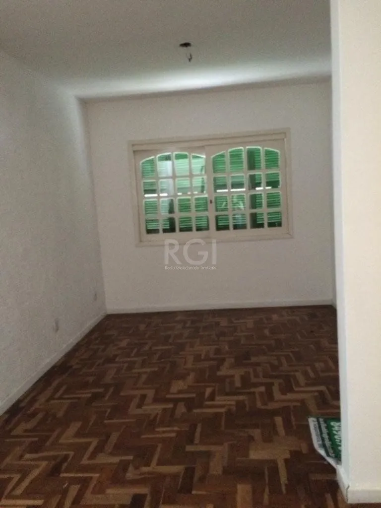 Imagem Casa para Venda - 124m², 3 dormitórios, 2 vagas - Glória