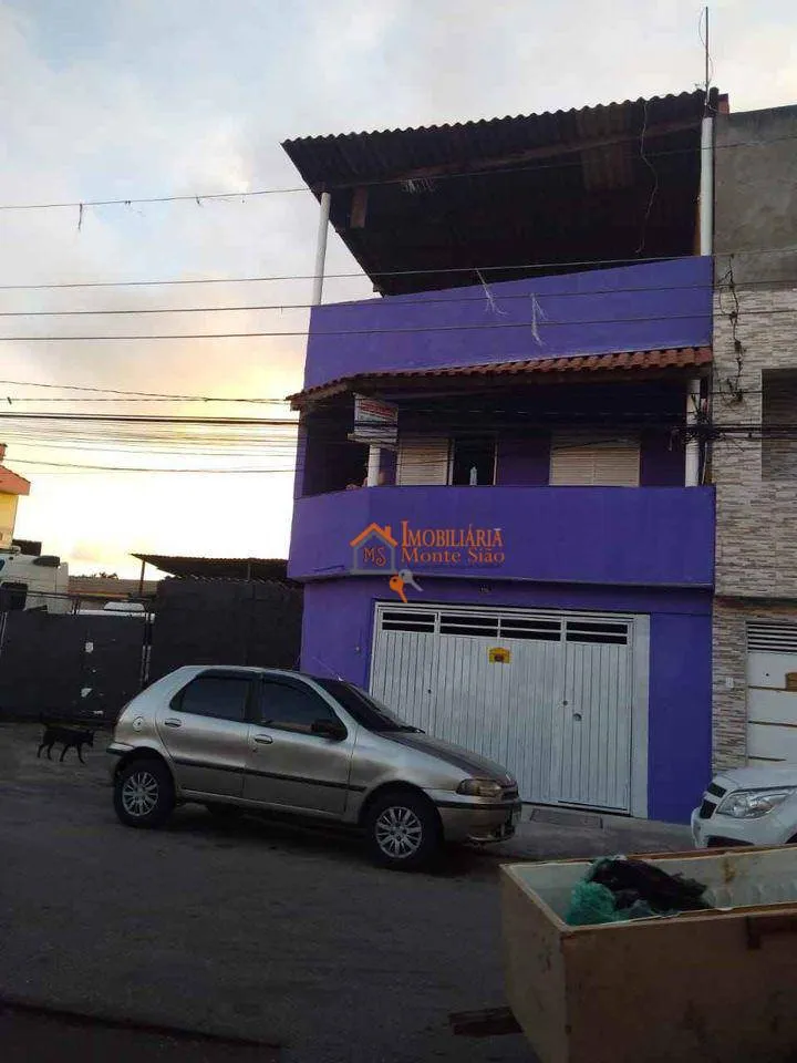 Foto do imóvel Sobrado com 6 dormitórios à venda, 216 m² por R$ 403.000,00 - Jardim Izildinha - Guarulhos/SP