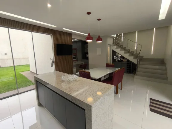 Imagem Sobrado 3 Suites Sozinho No Lote A 6 Min Do Flamboyant