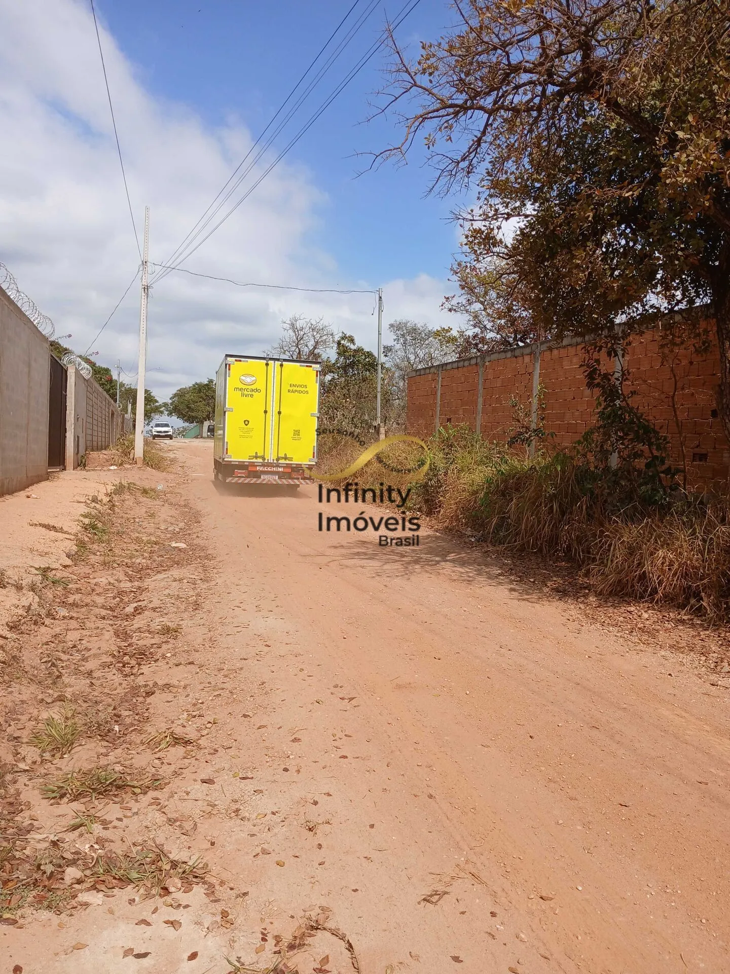 Imagem TERRENO PARA SÍTIO OU MORADIA EM JUATUBA