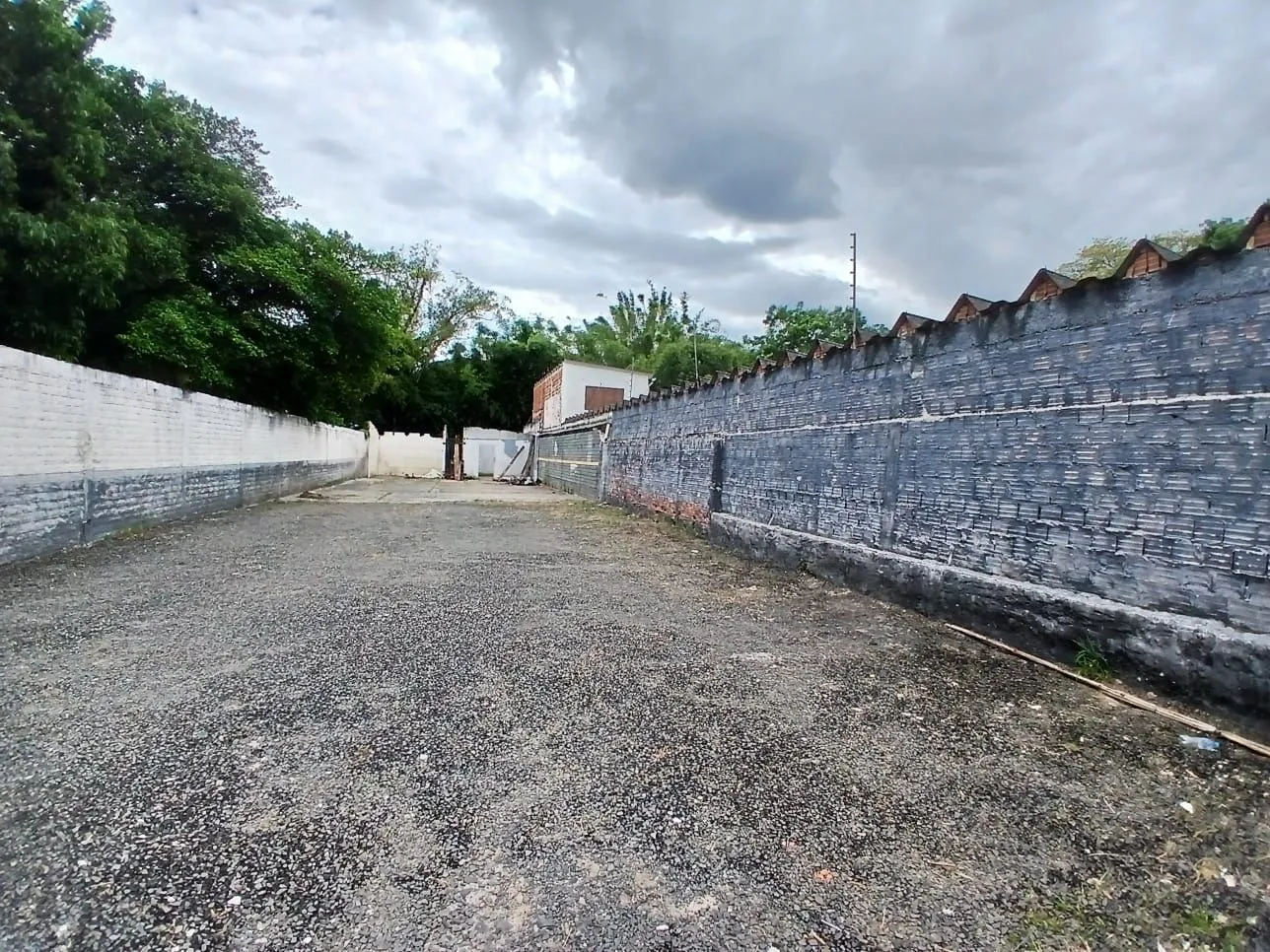 Imagem Terreno à venda na AV. BALTAZAR DE OLIVEIR GARCIA, 450, Jardim Itu Sabará, Porto Alegre