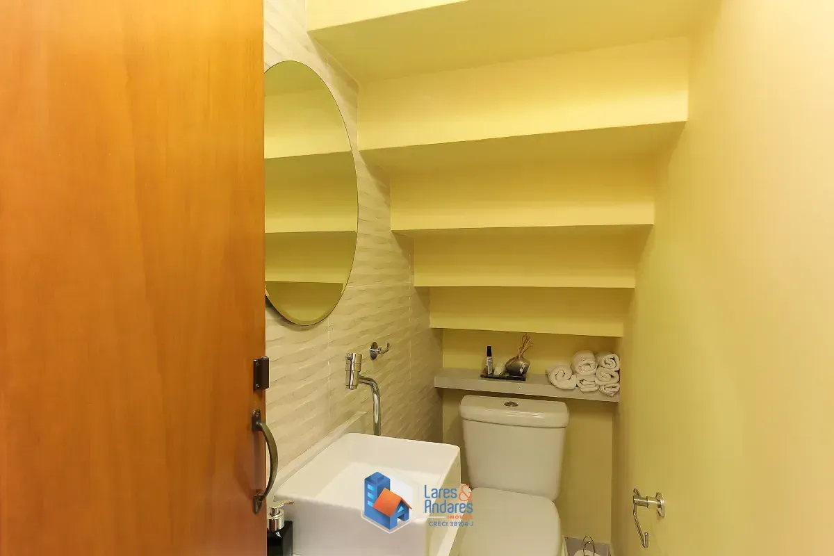 Foto do imóvel Casa para venda em Parque da Lapa com 2 quartos, 105m² em Rua Teerã
