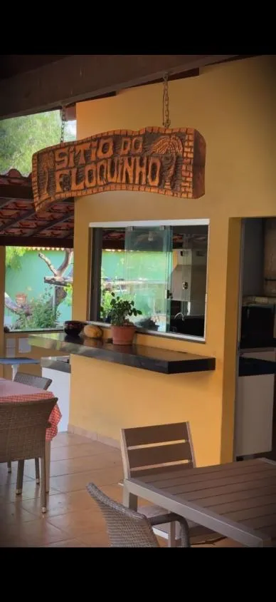 Imagem Vendo uma linda chácara em Esmeraldas/MG ,com 1.800 m²,