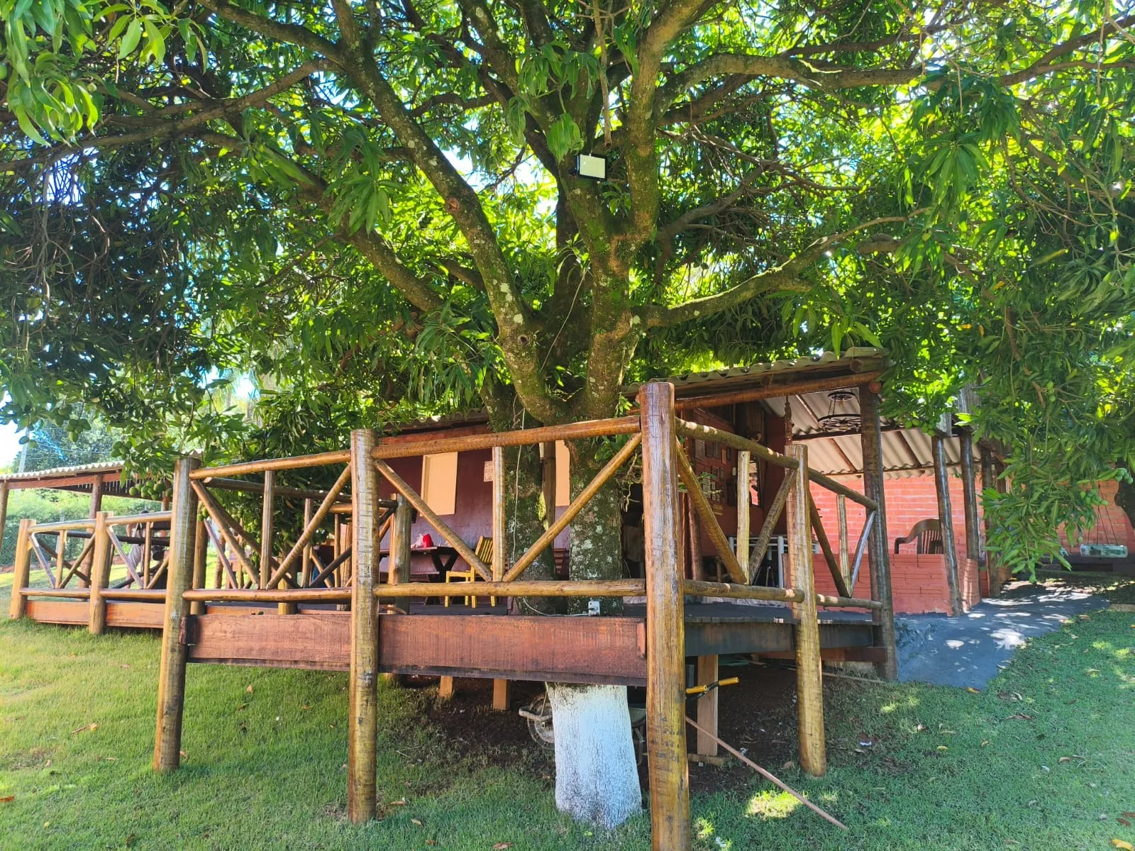 Imagem Linda chácara em Salto de Pirapora com pomar, campo de futebol e muito mais !