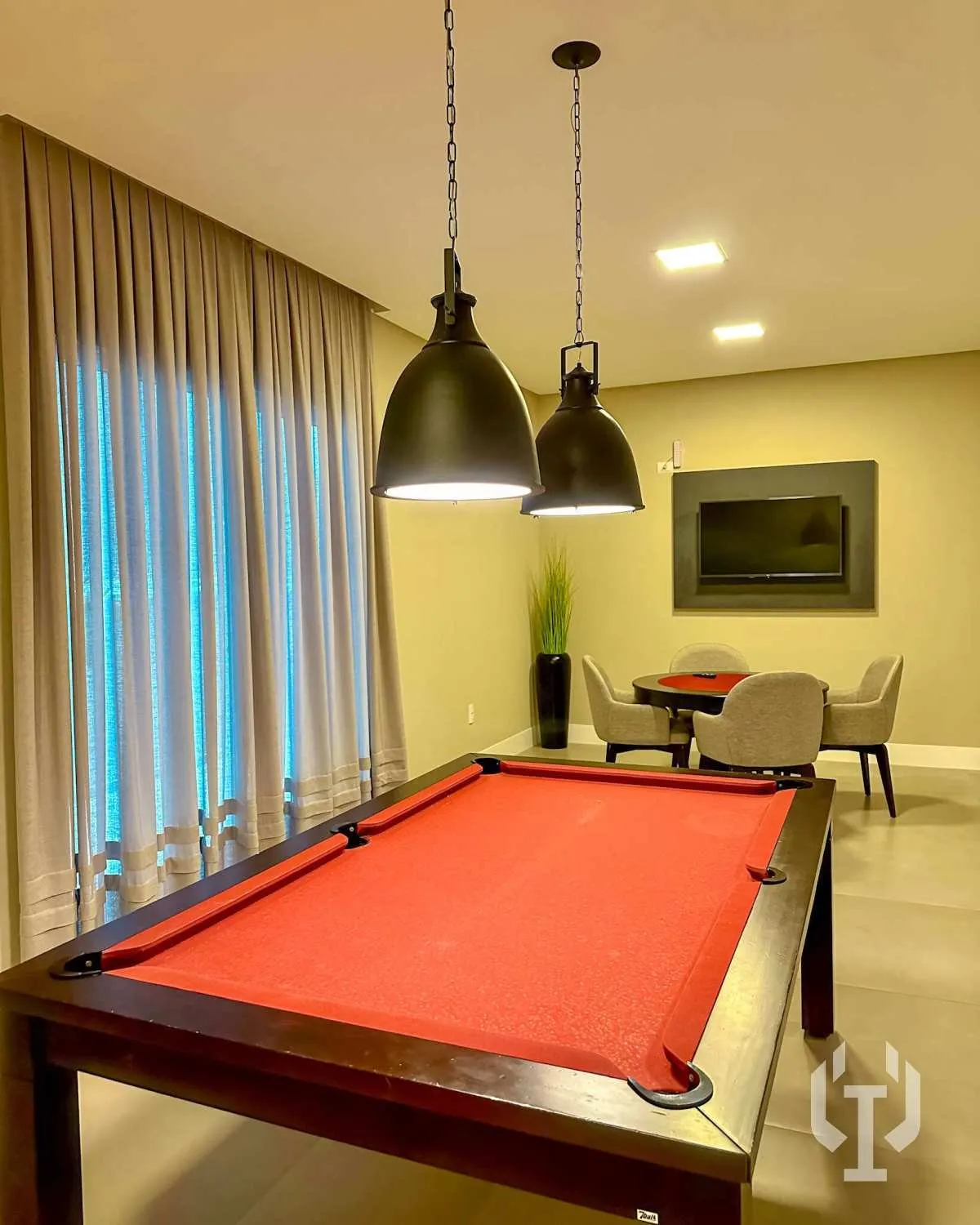 Imagem Apartamento diferenciado com 2 suítes em Meia Praia