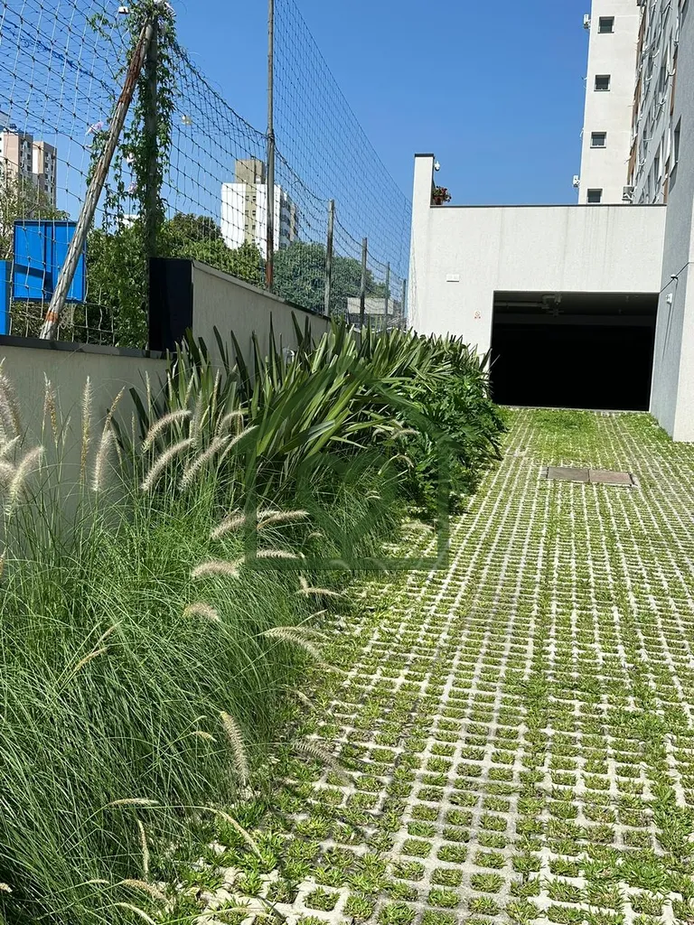 Imagem O Palazzo di Milano possui posição privilegiada no coração do bairro Menino Deus. Próximo a ban...