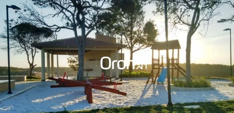 Imagem Terreno à venda, 407 m² por R$ 240.000,00 - Jardim Veneza - Senador Canedo/GO