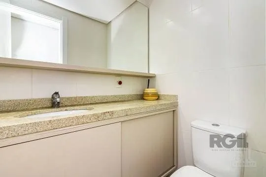 Imagem Apartamento no Menino Deus de 3 dormitórios e 2 vagas