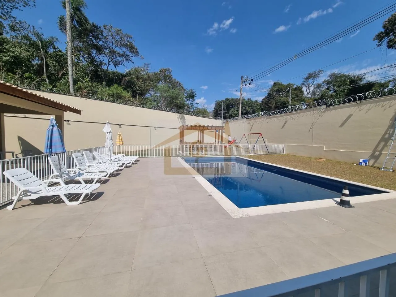 Imagem Terreno Plano!!! 210 metros, Próximo ao Centro de Cotia