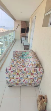 Imagem Apartamento Padrão com sacada gourmet à 300m da praia.
