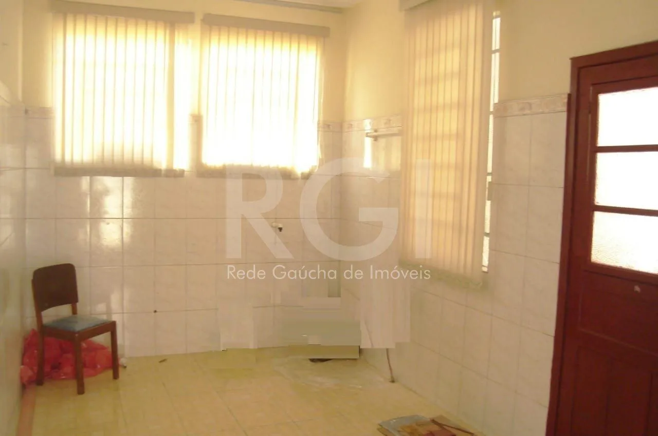 Imagem Casa com 2 Quartos e 1 banheiro à Venda, 124 m² Vila Jardim