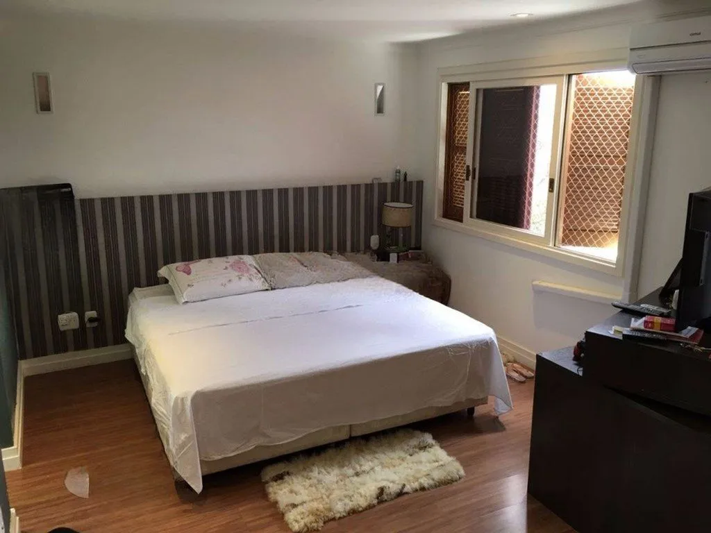 Imagem Apartamento de 3 dormitórios à venda no Bairro Jardim Sabará - Porto Alegre