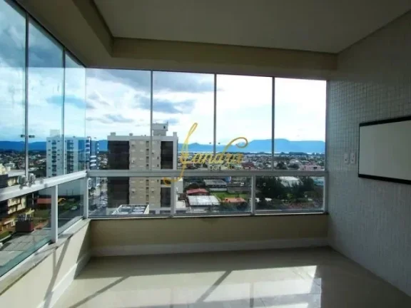 Imagem Apartamento com tres dormitórios Zona Nova