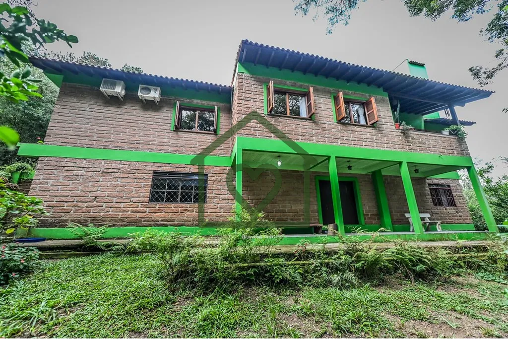 Imagem Casa de Campo Exclusiva em Meio à Natureza Bairro Cascata, Porto Alegre 
 
Você sonha com um refú...