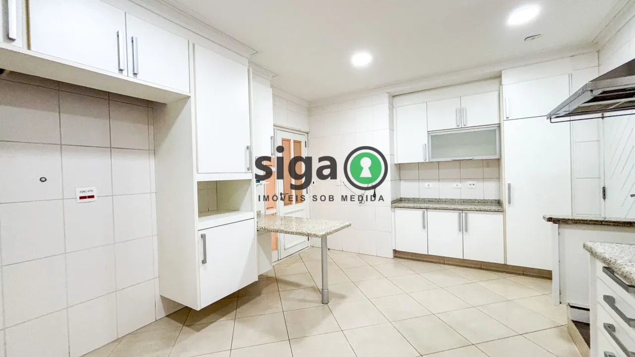 Imagem 4 suites e lazer completo casa de condomínio no Morumbi