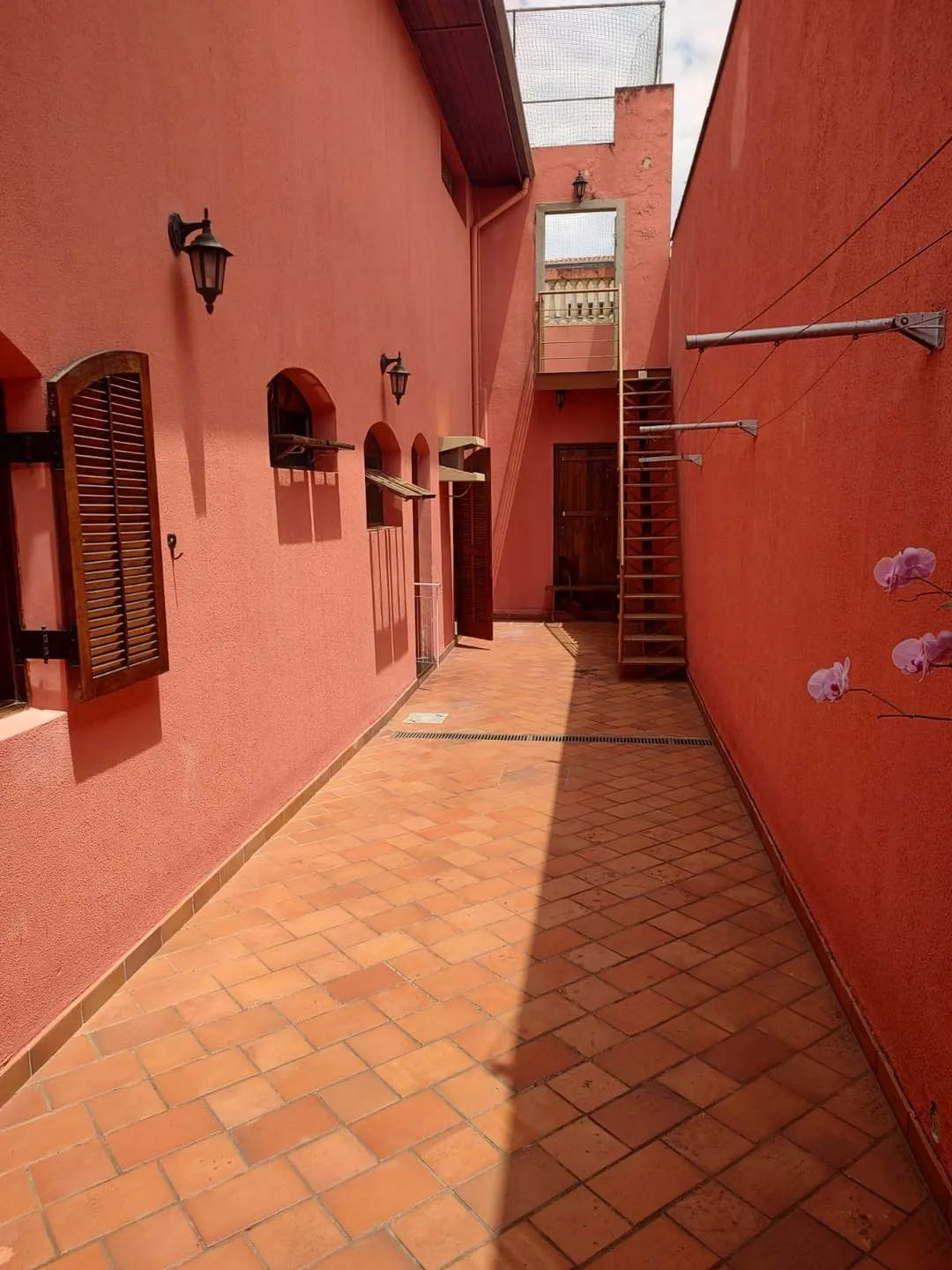 Imagem Casa à venda 3 Quartos, 2 Suites, 3 Vagas, 250M², Vila São Geraldo, Taubaté - SP