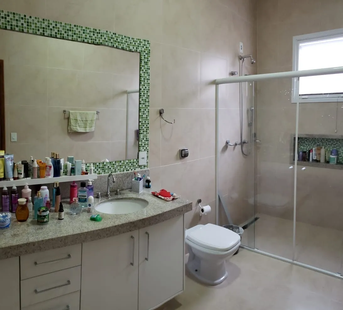 Imagem Casa à venda 3 Quartos, 3 Suites, 4 Vagas, 700M², Socorro, Pindamonhangaba - SP | COLONIAL VILLAGE