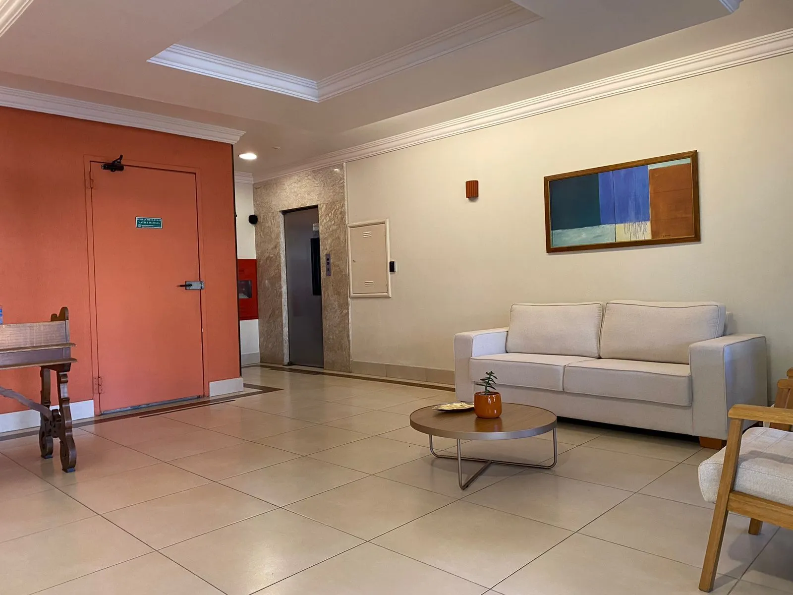 Imagem Apartamento na avenida Mariante.