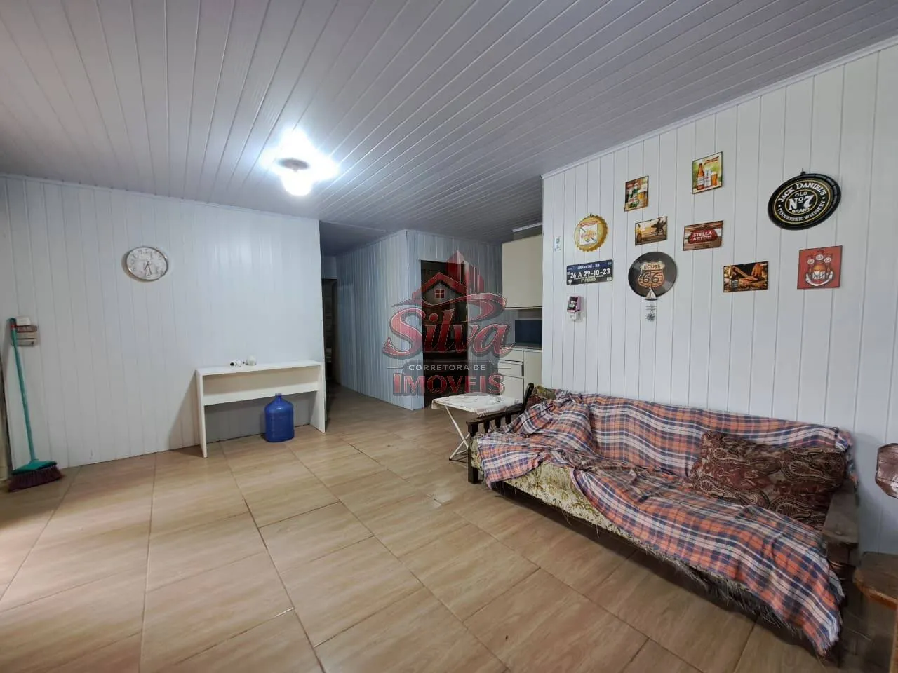 Imagem C139 | Casa 4 dormitórios com pátio cercado em Mariluz