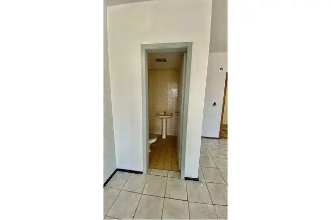 Imagem Sala para venda no bairro Moinhos de Vento em Porto Alegre