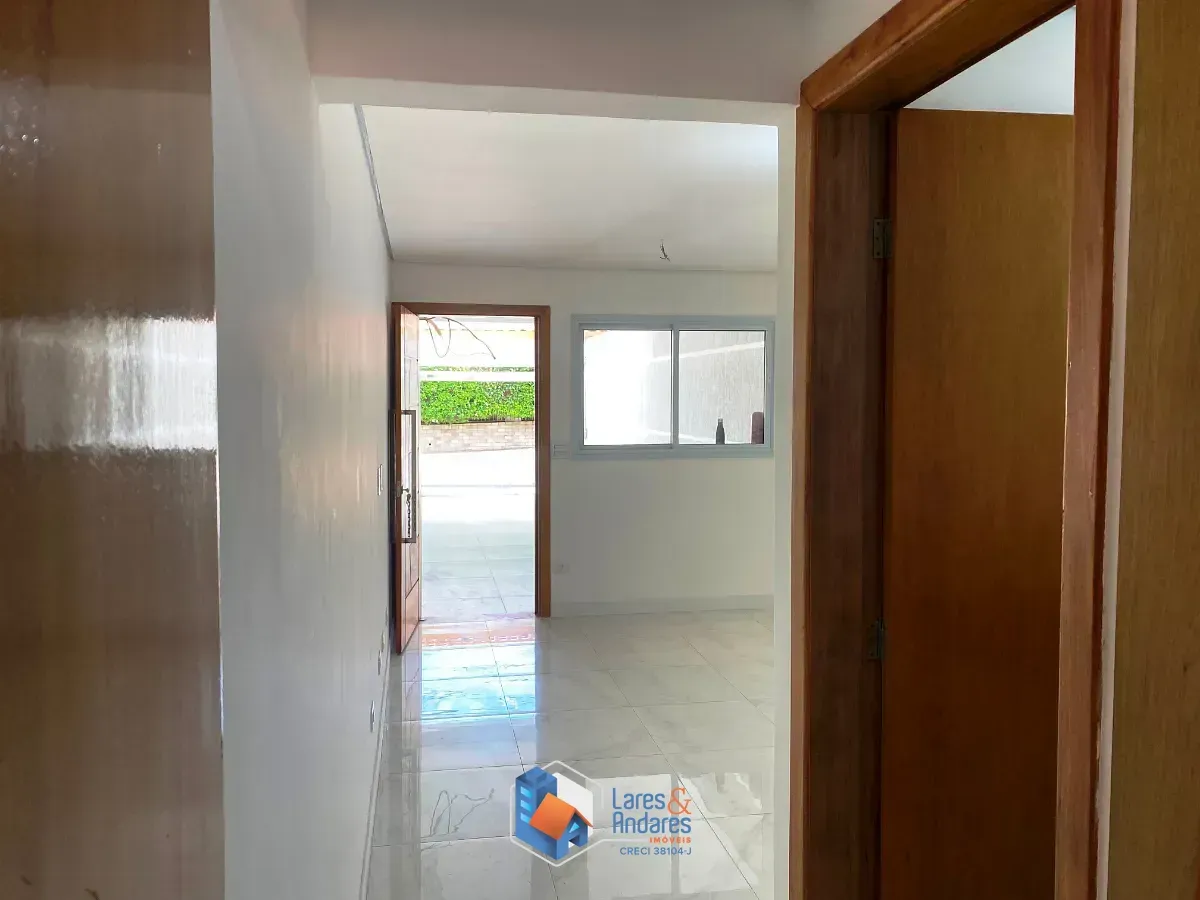 Imagem Sobrado para venda em Interlagos com 3 quartos, sendo 1 suíte, 133m²