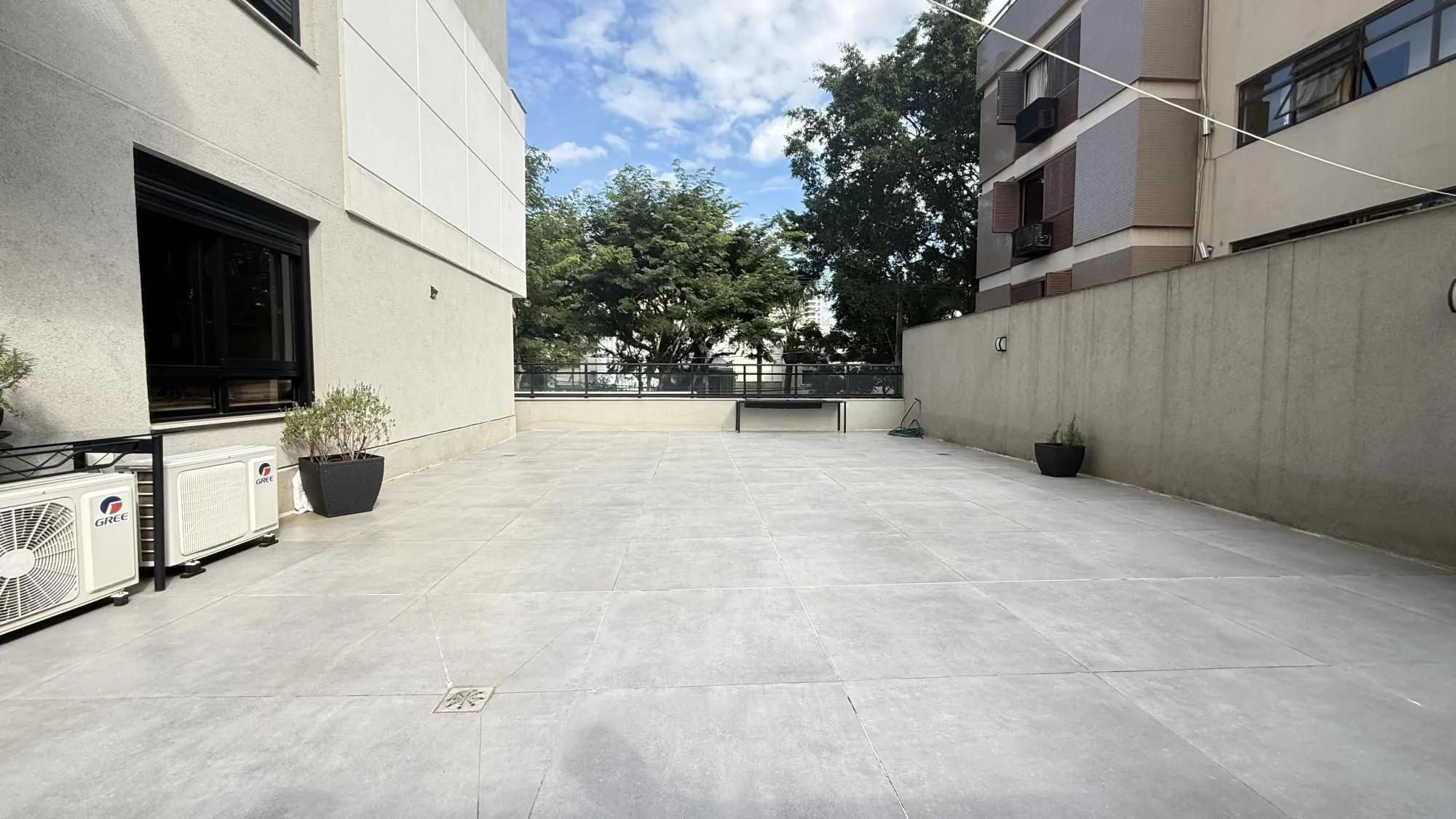 Imagem Apartamento Garden 2 suítes, 182m², 2 vagas - bairro Petrópolis