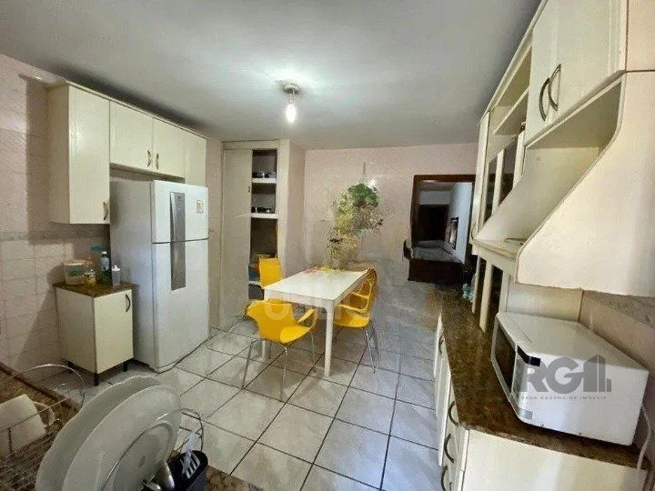 Imagem Sobrado para Venda - 169.4m², 3 dormitórios, sendo 1 suites, Cidade Baixa