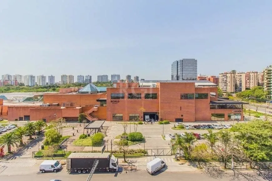 Imagem Cobertura para Venda - 200.76m², 3 dormitórios, 1 suite, 2 vagas - Jardim Europa