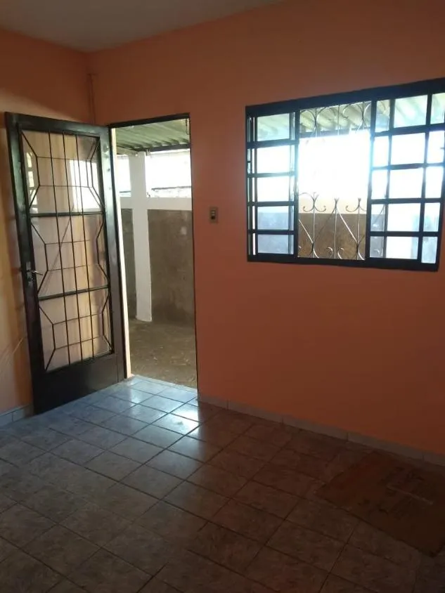Imagem VENDO UMA CASA EM CONTAGEM/MG