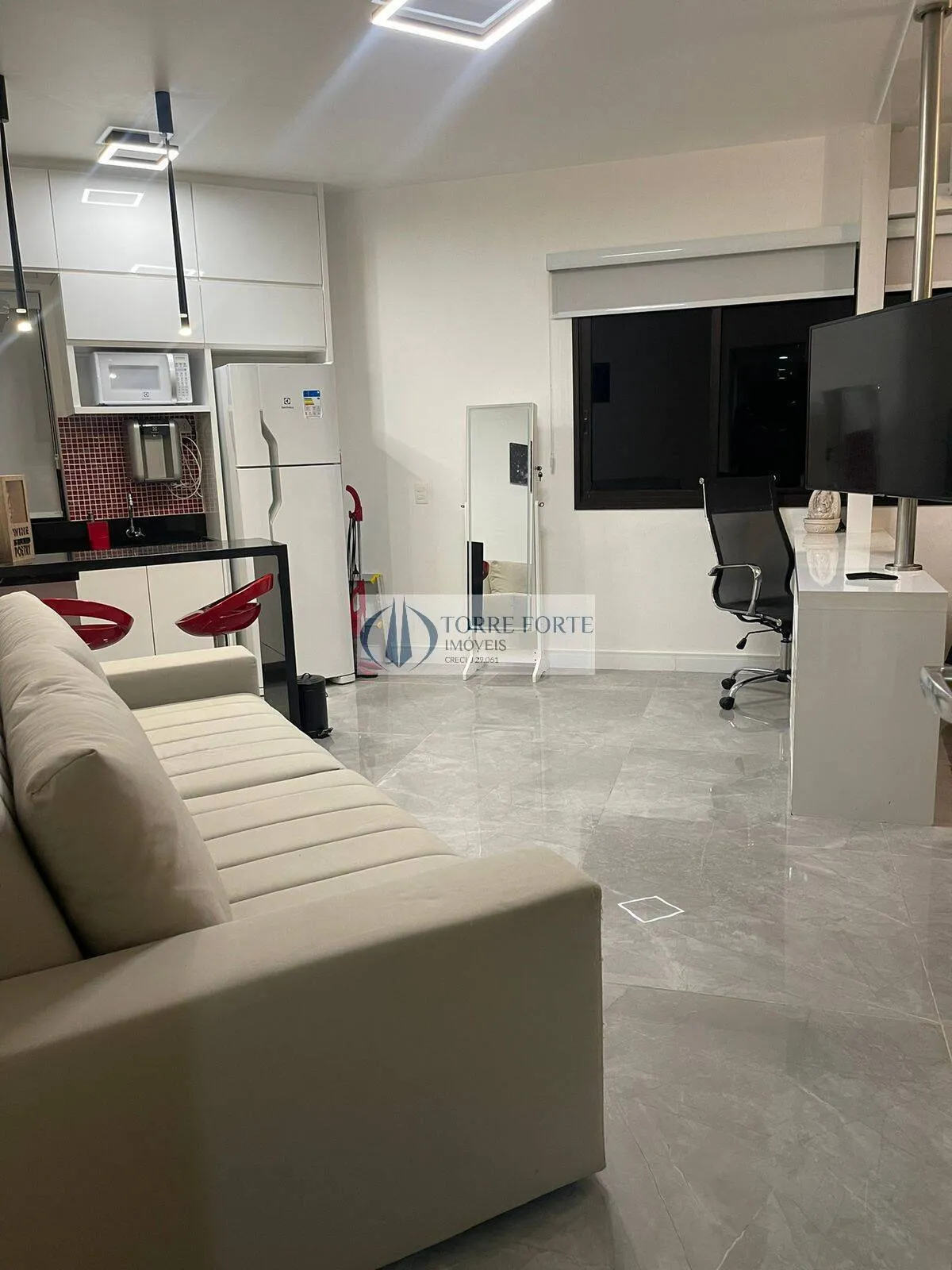 Imagem Studio com 31 m², mobiliado, 1 banheiro, 1 vaga de garagem, Jardim América