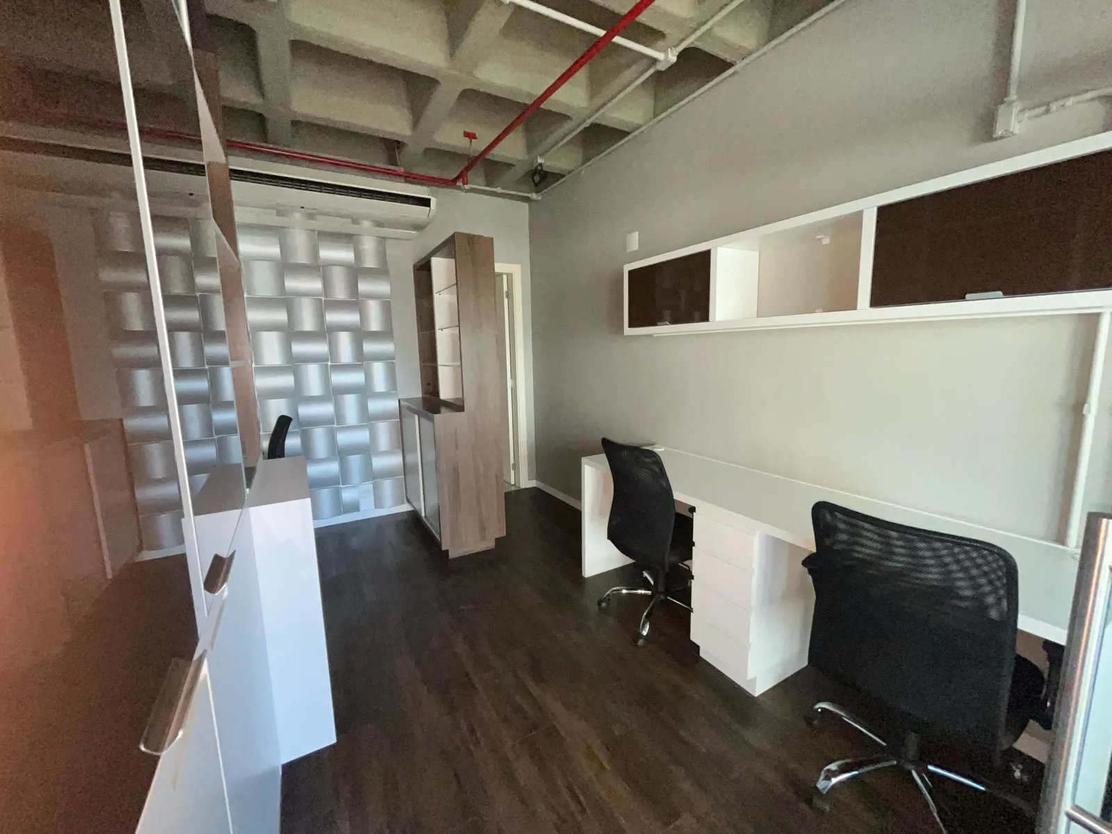 Imagem Sala mobiliada no Diamond Tower