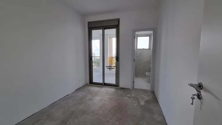 Imagem APARTAMENTO DE 211M², 4 SUÍTES, TERRAÇO GOURMET COM 2 VAGAS + DEPÓSITO - REAL PARQUE - SÃO PAULO / SP