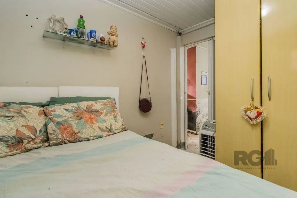 Imagem Casa de 4 dormitórios, no bairro Vila Jardim