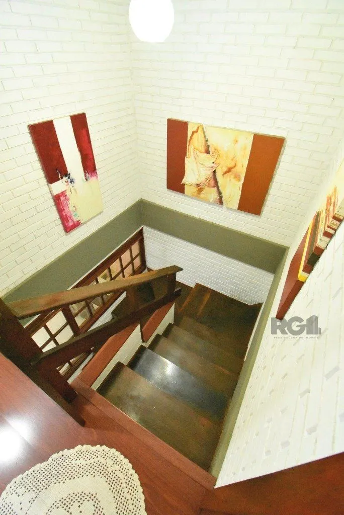 Imagem CASA - 5 dorms. - 3 vagas - 290 m² - MENINO DEUS