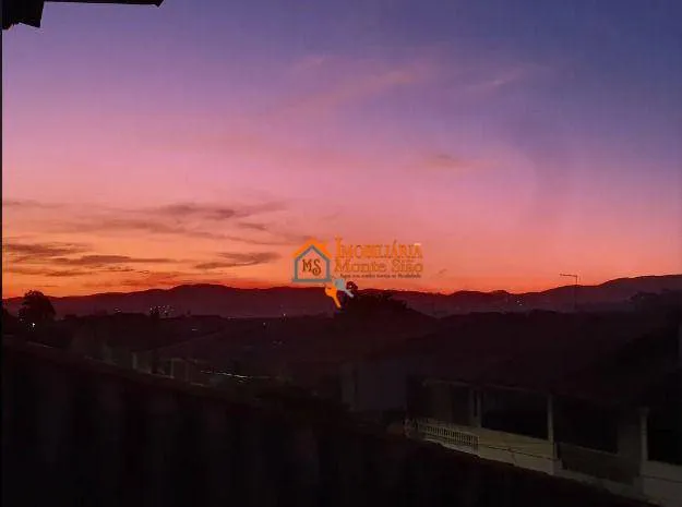 Imagem Sobrado com 2 dormitórios à venda, 214 m² por R$ 700.000,00 - Residencial Parque Cumbica - Guarulhos/SP