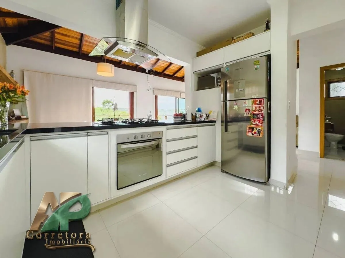 Imagem Chácara / Casa Térrea em Cotia | 1.500m² de Terreno | R$ 585 Mil