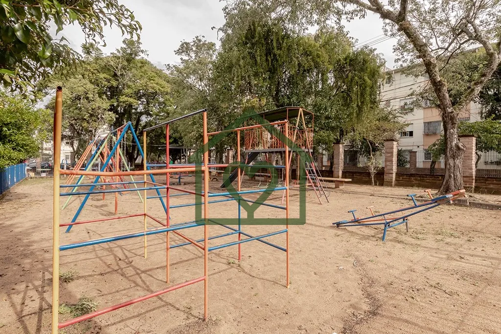 Imagem Bem-vindo ao seu novo lar no coração de Cavalhada, Porto Alegre! Este encantador apartamento de 46...
