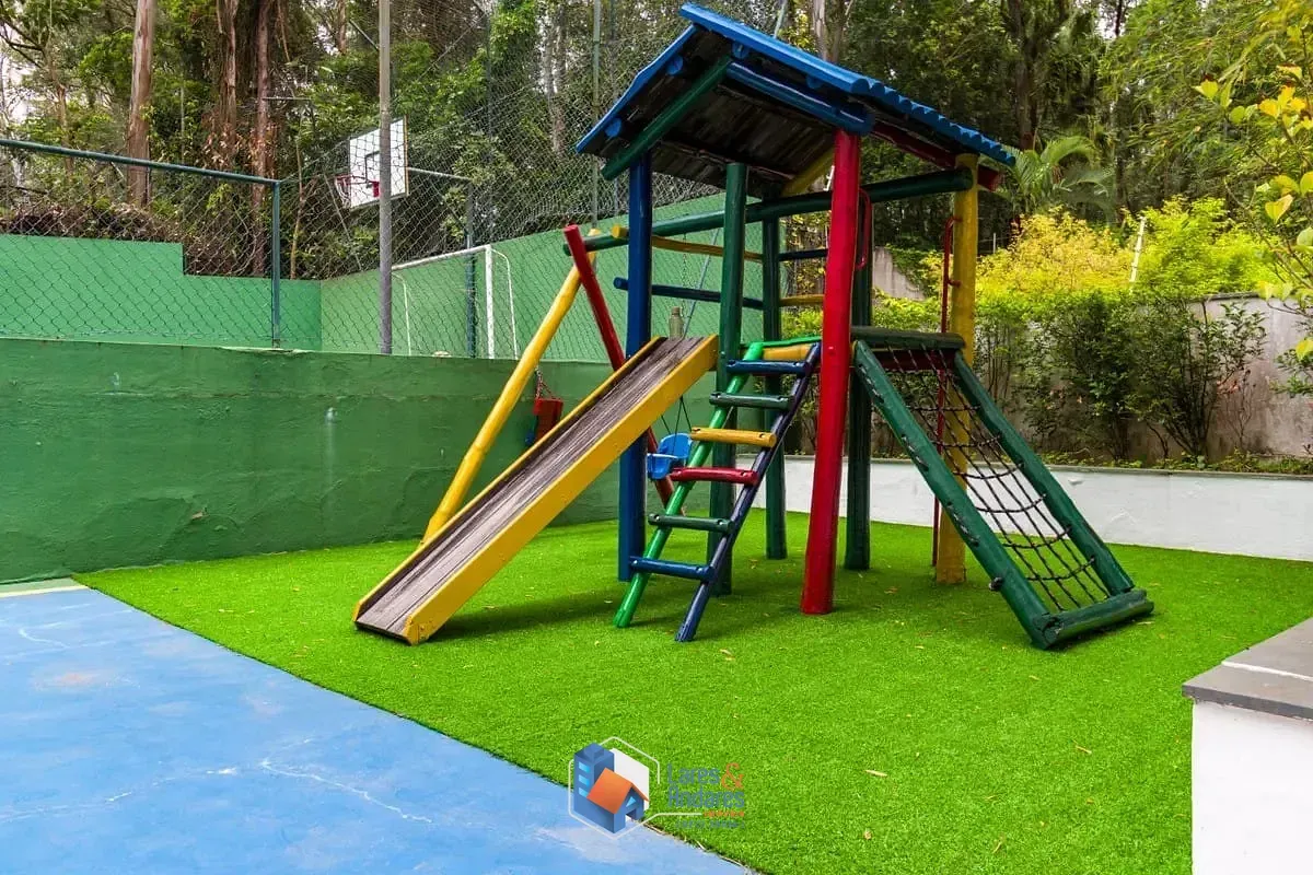 Imagem APTO À VENDA, COM 154M², 4 QUARTOS (1 SUÍTE), SACADA ENVIDRAÇADA, PISO EM PORCELANATO E PLANEJADOS EM TODOS AMBIENTES 8º ANDAR, 2 VAGAS VILA ANDRADE.