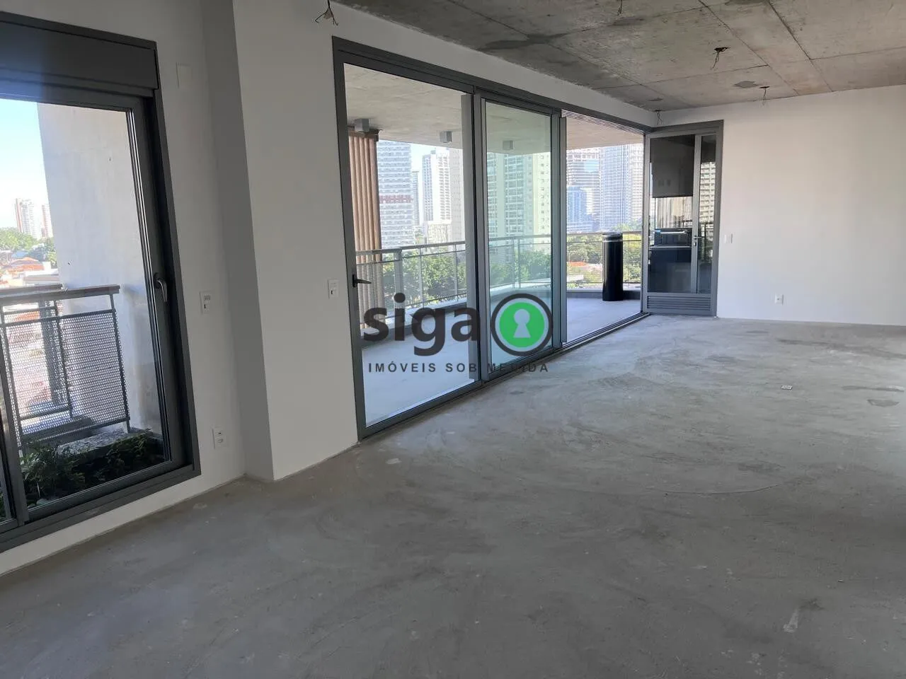 Imagem O Parque Brooklin ? Apartamento de 167 m² em Torre Icônica com Vista Livre e 3 Vagas!