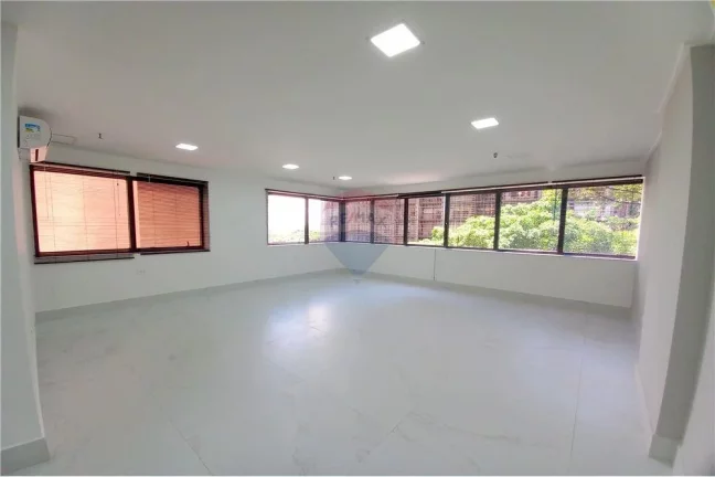 Foto do imóvel Sala comercial com 56m² 2 vagas na Bela Vista em Rua Itapeva