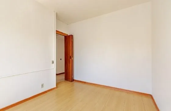 Imagem Apartamento com 4 quartos e 93m² à venda em Centro Histórico, Porto Alegre.