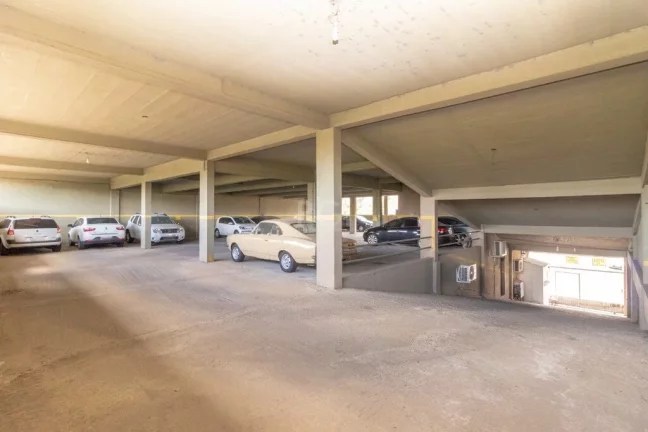 Imagem Edifício Comercial para venda no bairro Jardim Lindóia em Porto Alegre