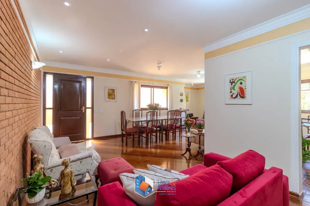 Imagem Casa para venda em Vila Nova Caledônia com 4 quartos, sendo 2 suítes, 346m²